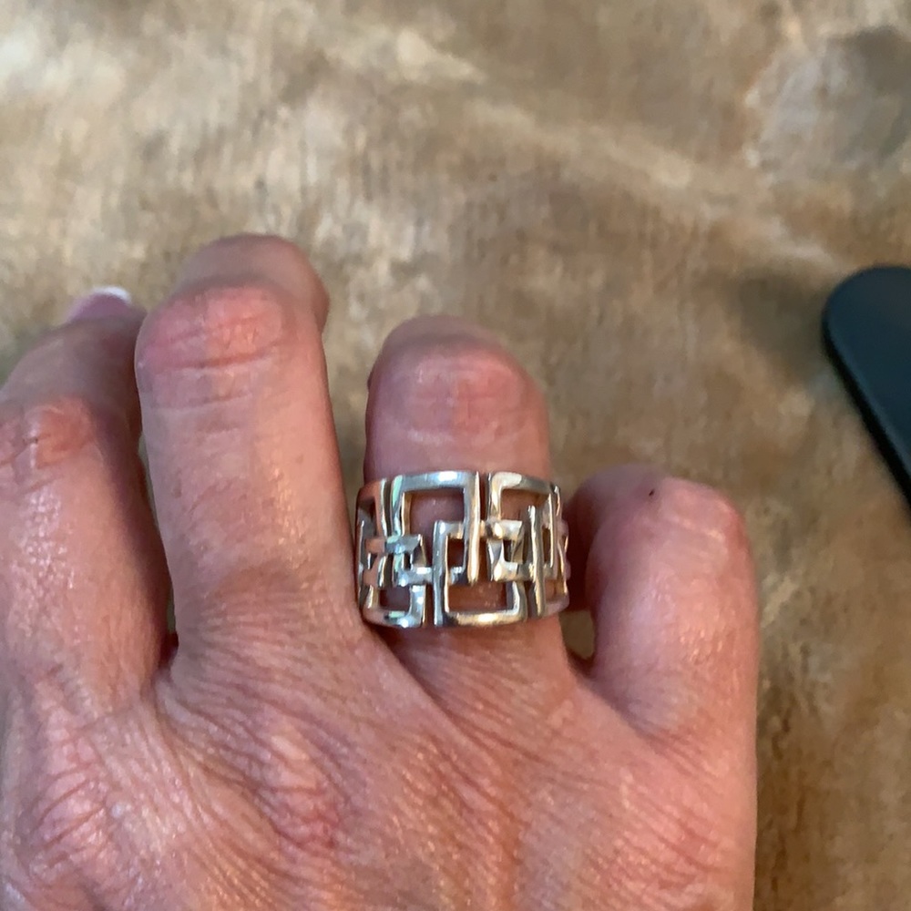 Silver ring - Picture 6 of 7
